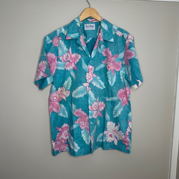 Kai Nani Other - Kai Nani Men's Hawaiian Shirt Blue Pink Floral Print Button Up Made‎ in Hawaii